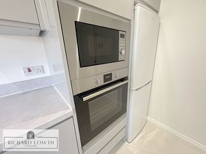Dining Kitchen- click for photo gallery